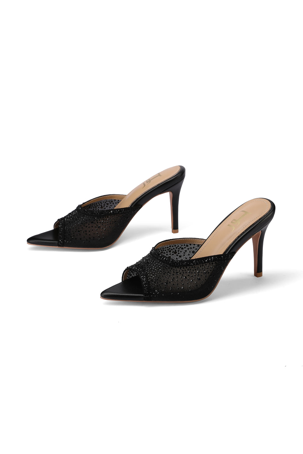 Aurora in Black (01)