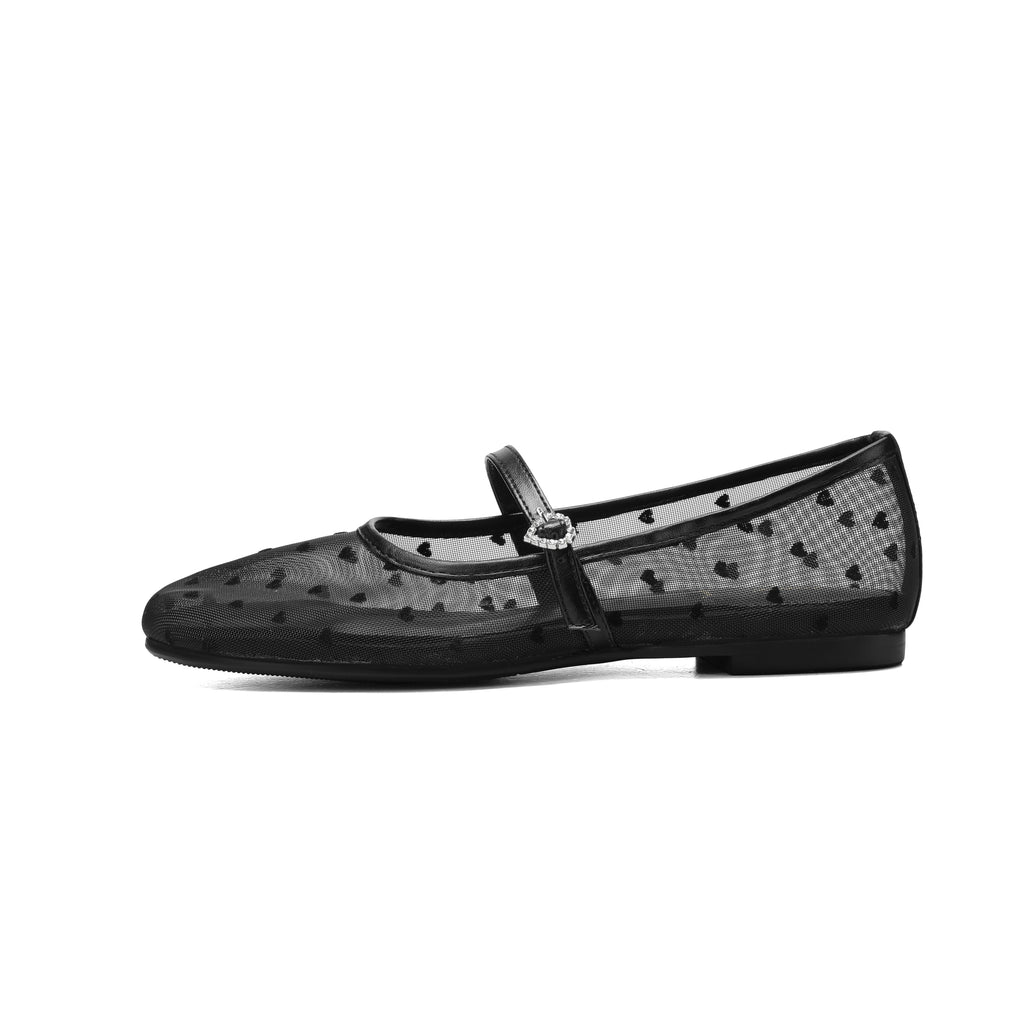 “Fall in Love” Flats in Black